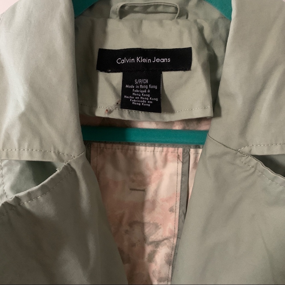 Lovely Calvin Klein Trench Coat-Small - Picture 4 of 6
